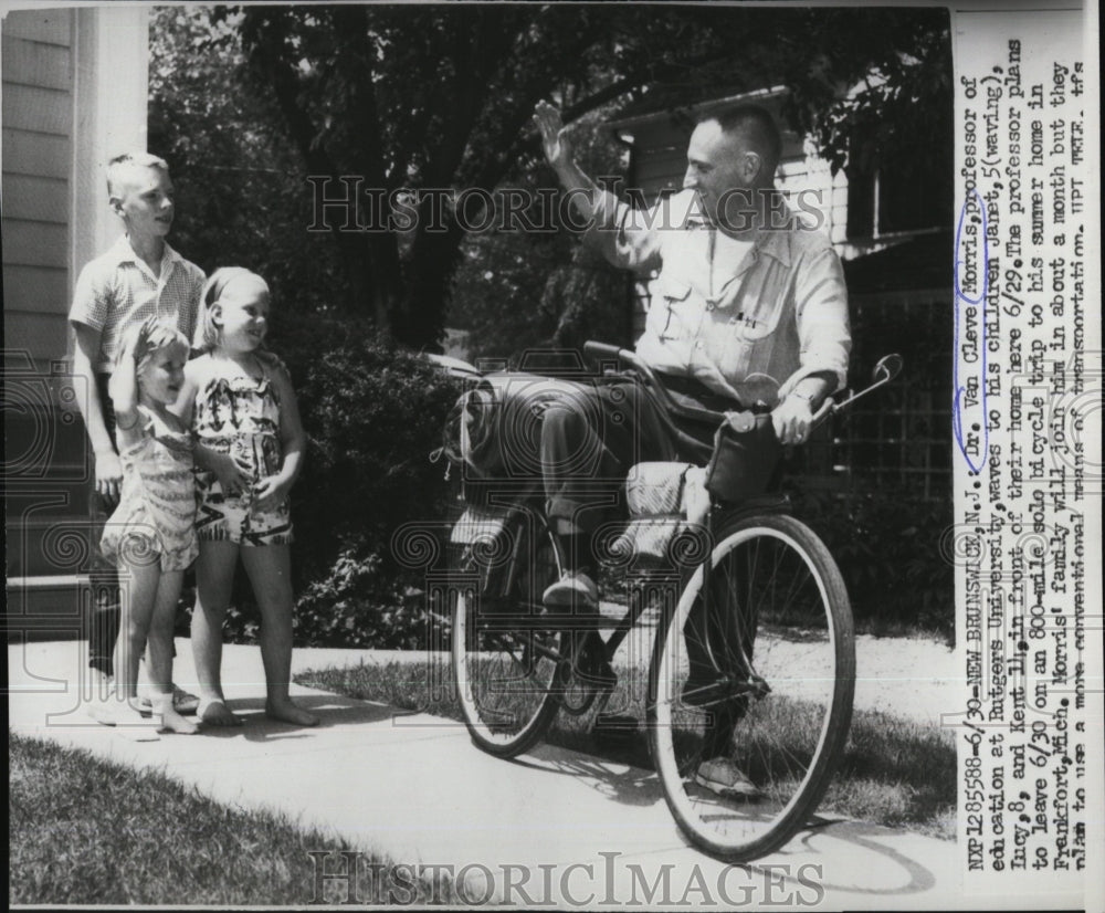 1961 Press Photo Dr. Van Cleve Morris, Rutgers University, Bicycle Trip - Historic Images