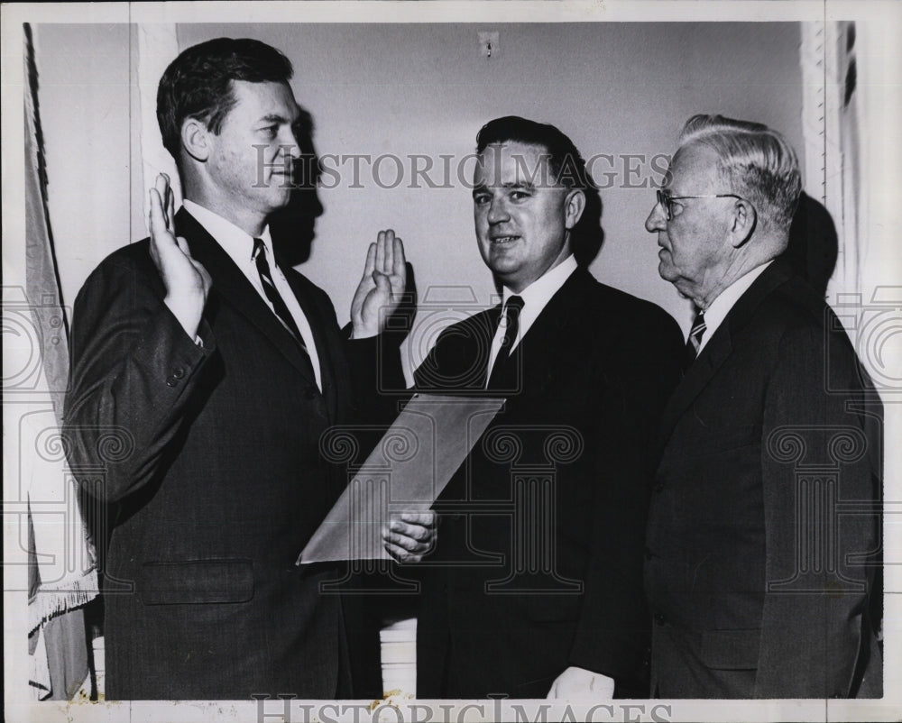 1968 Press Photo William P. Morrissey, Governor Peabody, John B. Hynes, Politics - Historic Images