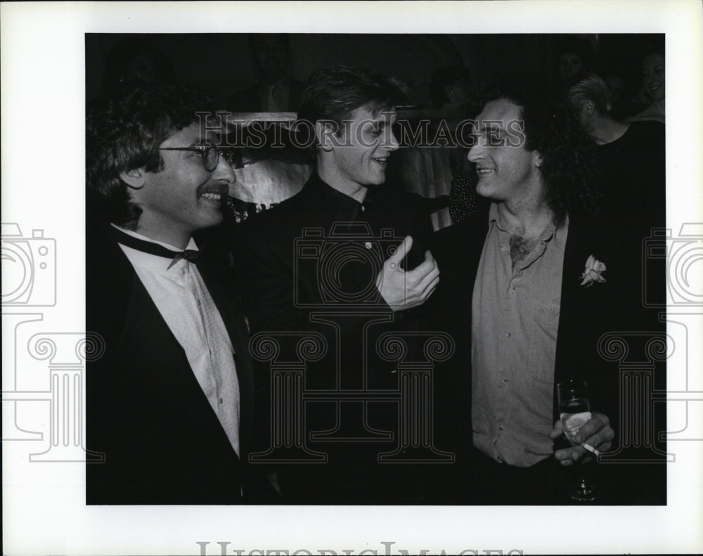 1990 Press Photo Dancers Mark Morris And Mikal Baryshnikov At Performance Party - Historic Images