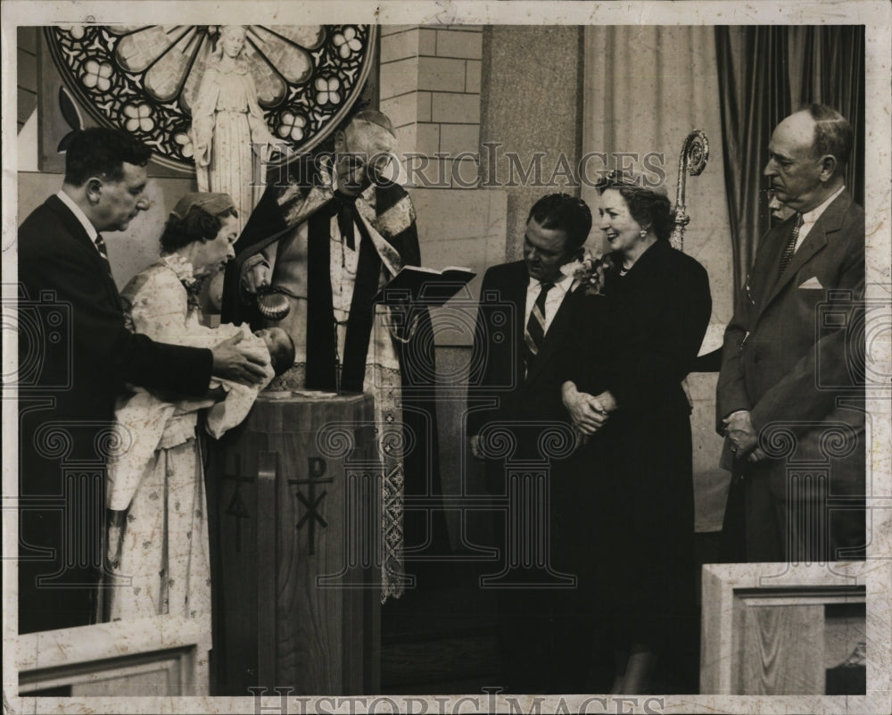 1956 Press Photo Archbishop Cushing Baptizing Baby Richard Cushing Morrissey - Historic Images