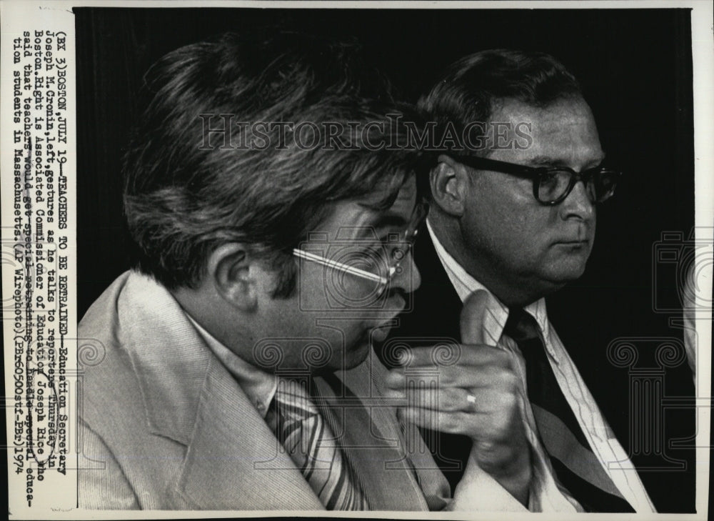 1974 Press Photo Education Sec Joe Cronin &amp; Commisioner Joe Rice - RSM01451 - Historic Images