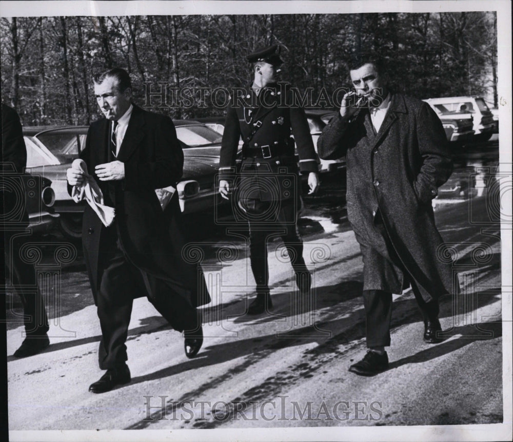 1965 Press Photo Richard & Fred Rice leave Walpole prison - RSM01457 - Historic Images