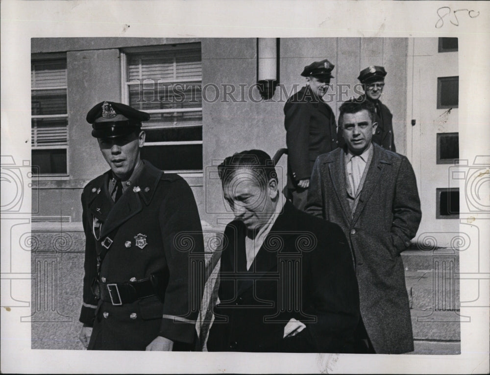 1965 Richard &amp; Fred Rice, leave Walpole State prison - Historic Images