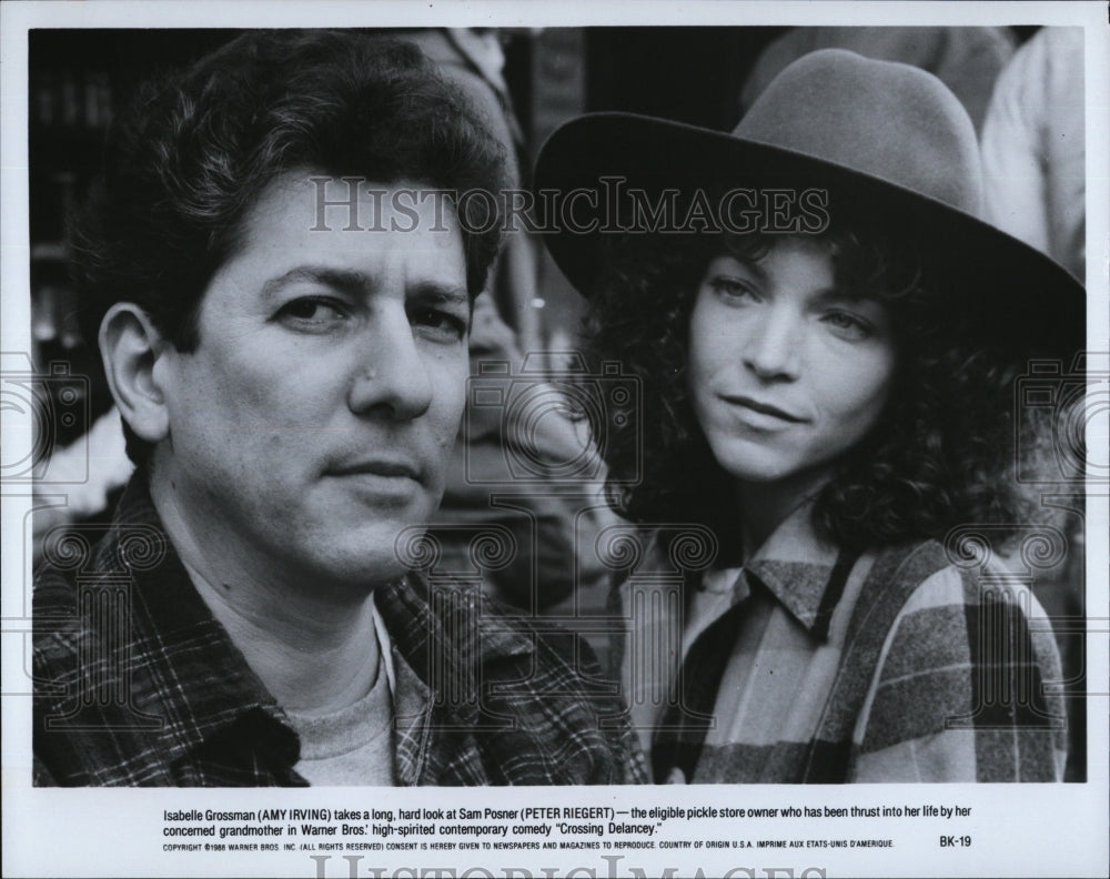 1986 Press Photo Amy Irving  &amp; Peter Riegert in &quot;Crossing Delancey&quot; - Historic Images