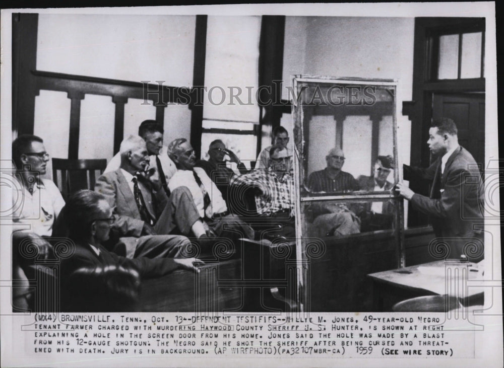 1959 Press Photo Willie M. Jones In Front Of Haywood County Jury In Court - Historic Images