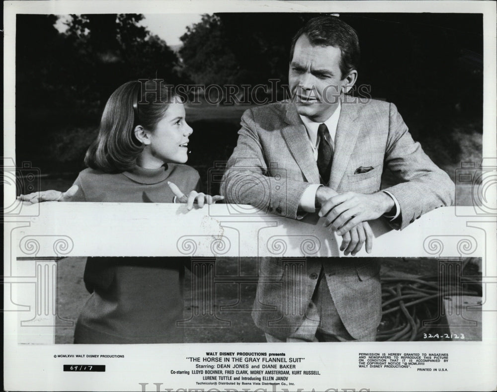 1969 Press Photo Actor Dean Jones & Ellen Janor In "The Horse In The Suit" - Historic Images