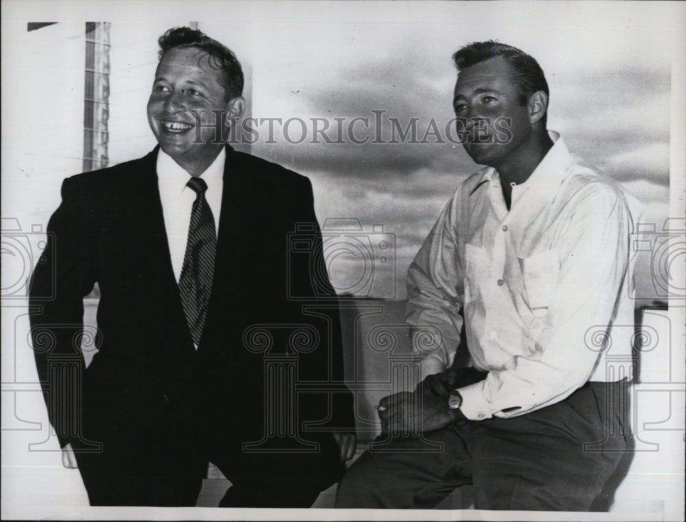 1955 Press Photo A. Charles & Leonard W. Tanner With Housing Project - Historic Images