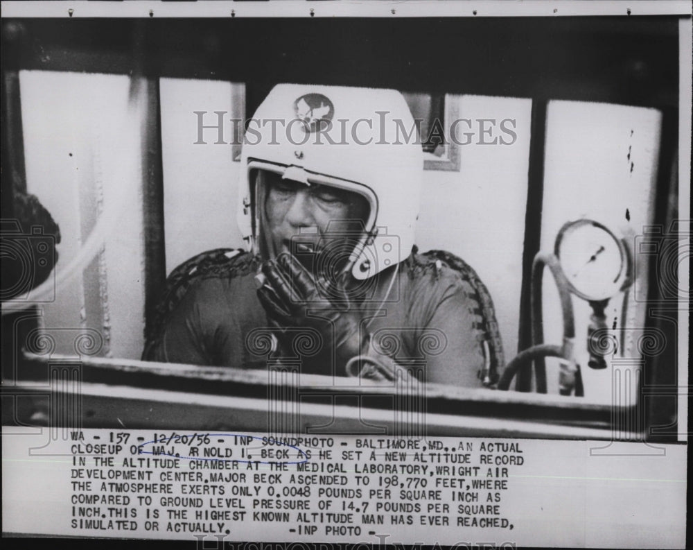 1956 Press Photo Maj. Arnold Beck As He Sets New Altitude Record - RSM02019 - Historic Images