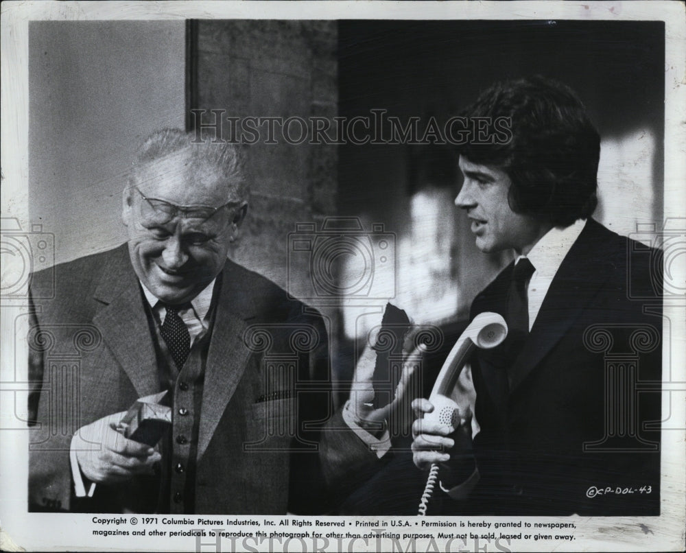 1972 Press Photo Actor Warren Beatty &amp; Gert Frobe In &quot;$&quot; - RSM02145 - Historic Images