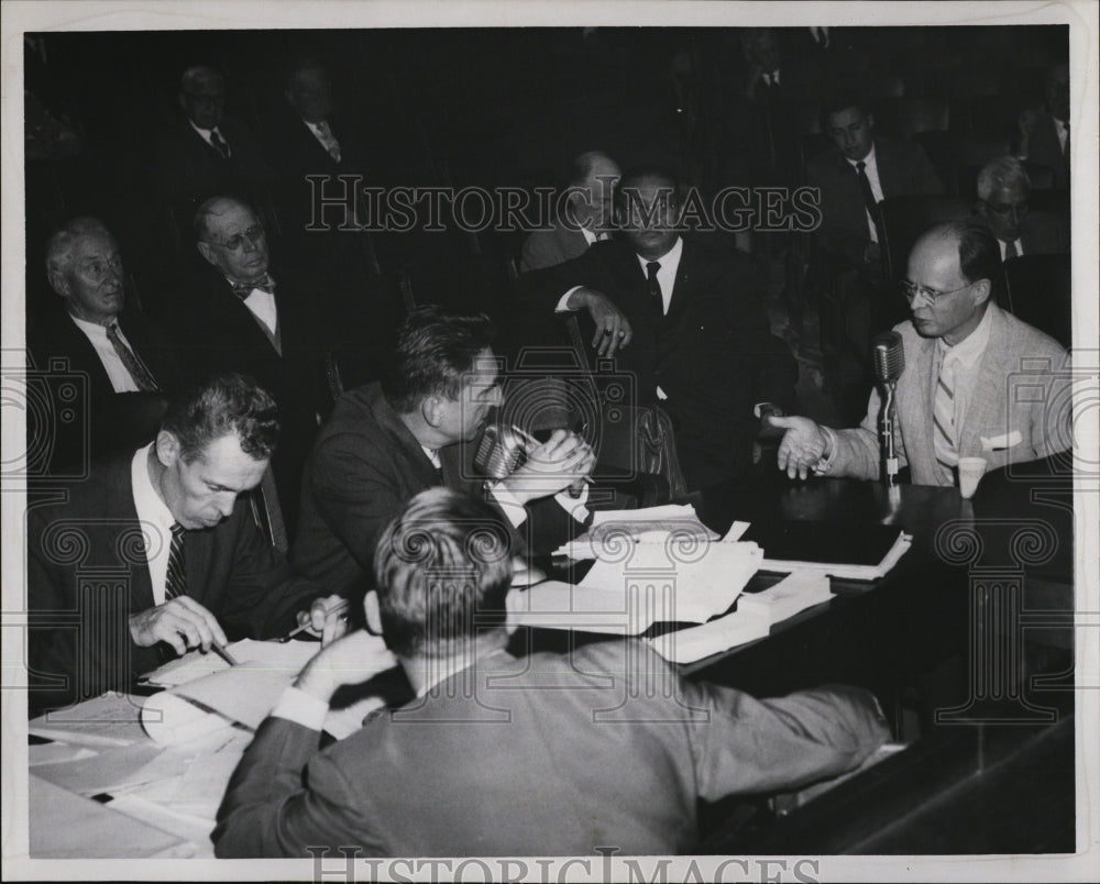 1960 James Langan, Prof Arthur Casagrande at DPH hearing - Historic Images