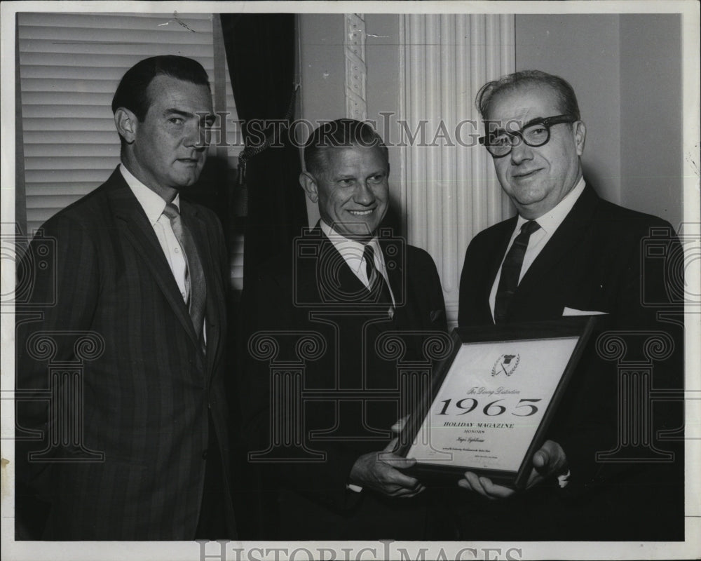 1965 Press Photo Governor John A. Volpe, John Carzis, Phil Nutting, Hugo&#39;s - Historic Images