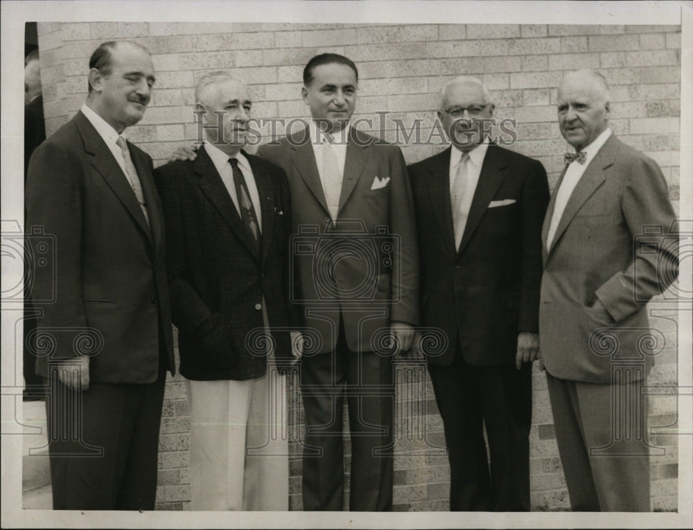 1955 Press Photo Joseph Mailman,Meyer Jaffe,Dr.David Berlin At Berlin Chapel - Historic Images