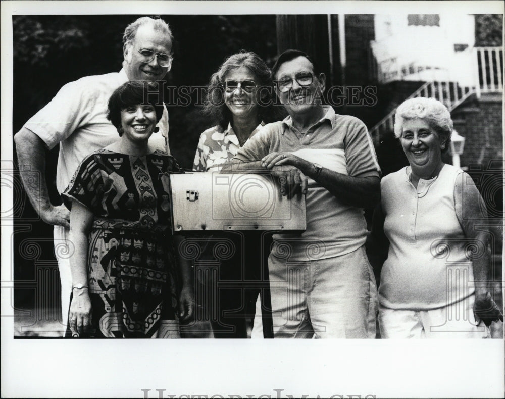 1987 Press Photo Frank Mahoney Mailman - RSM02893 - Historic Images