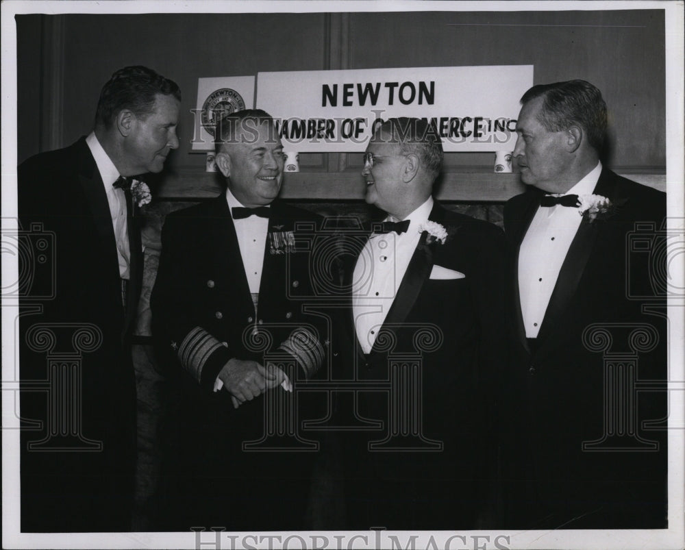 1961 Press Photo Mr. D. Mitchell, Vice Adm. W. Raborn, Jr., Dr. C. Spark - Historic Images