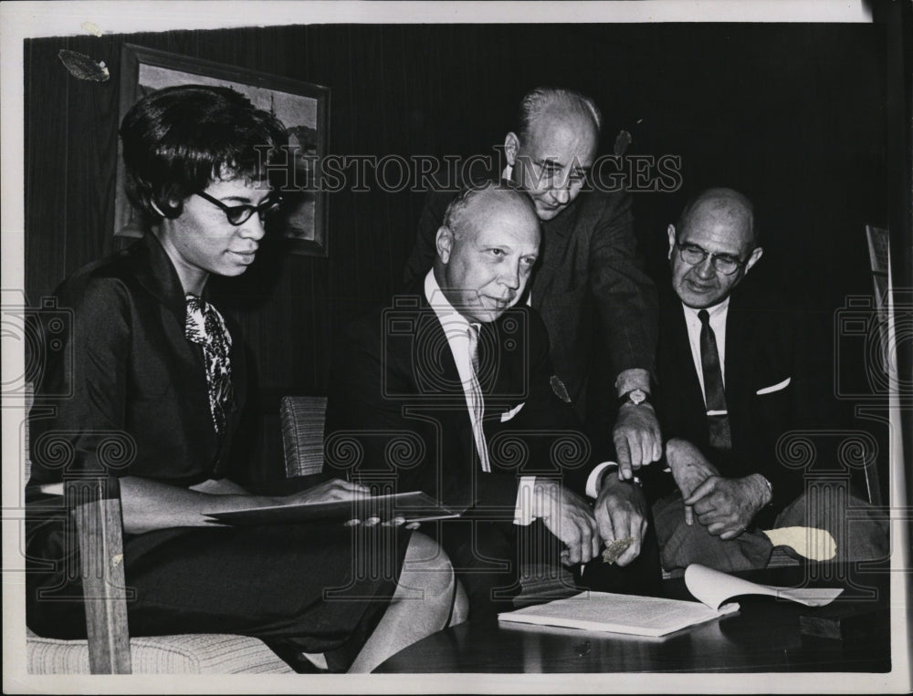 1965 HEW team Mrs R Martin,W Mode,A Menard & D DeHart - Historic Images