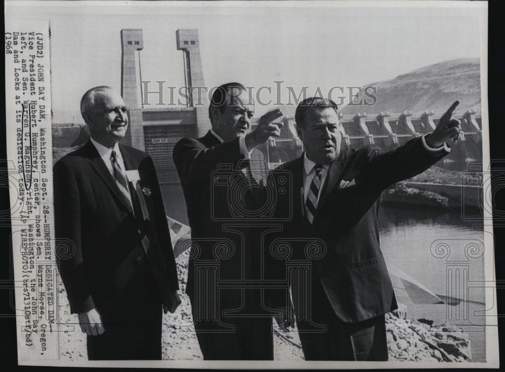 1968 Press Photo Vice President Huberty Humphrey, Sen. W. Morse, Sen. Magunson - Historic Images