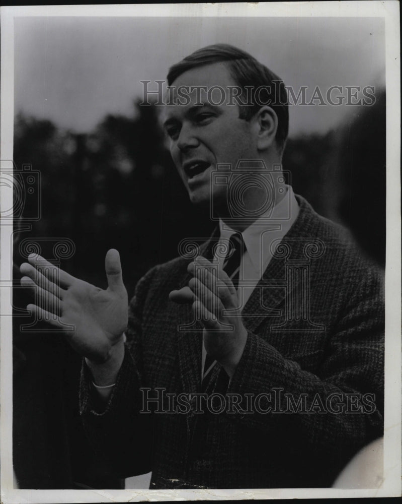 1969 Press Photo Senator Bob Packwood of Oregon - RSM03607 - Historic Images