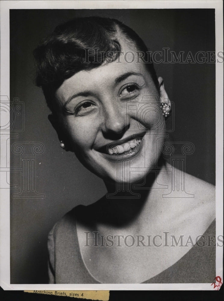 1957 Press Photo Josephine Ann Cummings - RSM03723 - Historic Images