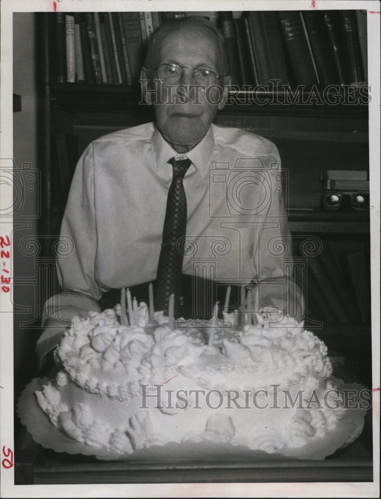 1967 Press Photo Carl Osthaus celebrates 101st birthday - Historic Images