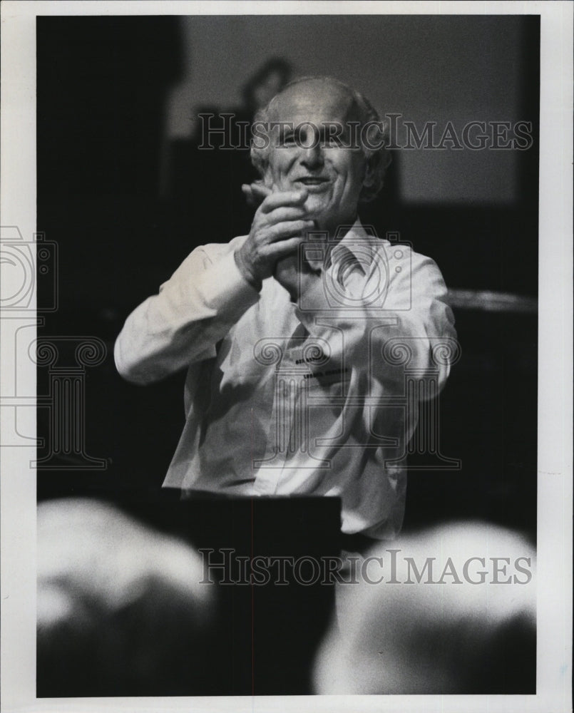 1984 Press Photo conductor Sir David Willcocks - RSM04265 - Historic Images