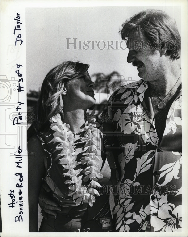 1979 Press Photo Bonnie &amp; Red Miller Host Their Annal Luau - Historic Images