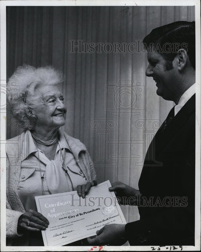 1975 Press Photo Victoria Booth Demarest evangelist author dramatist - Historic Images