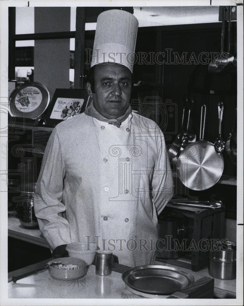 1978 Press Photo Chef Michel Denis Le Pompano recipes - RSM04625 - Historic Images