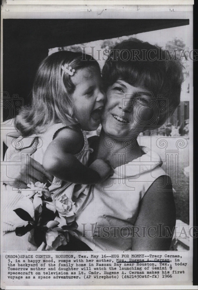 1966 Press Photo Tracy Cernan, Mrs. Eugene A. Cernan, Wife of Cmdr Eugene Cernan - Historic Images