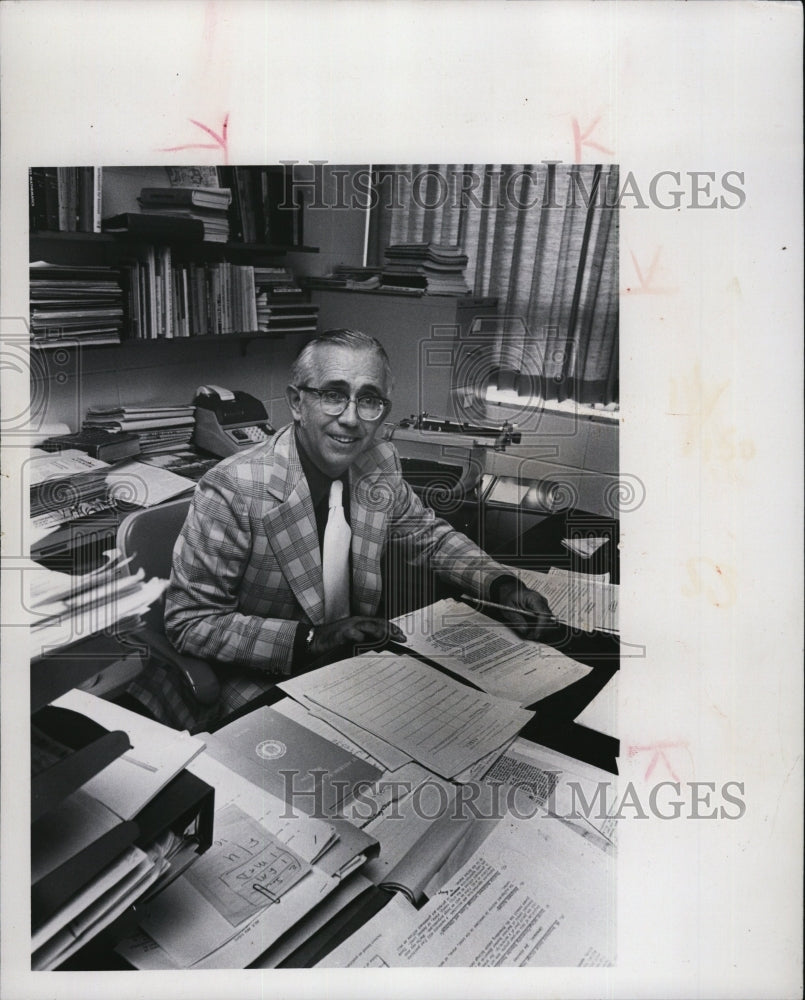 1974 Press Photo Jack Miller &quot;Outstanding Educator Award for 1974&quot; - RSM04819 - Historic Images