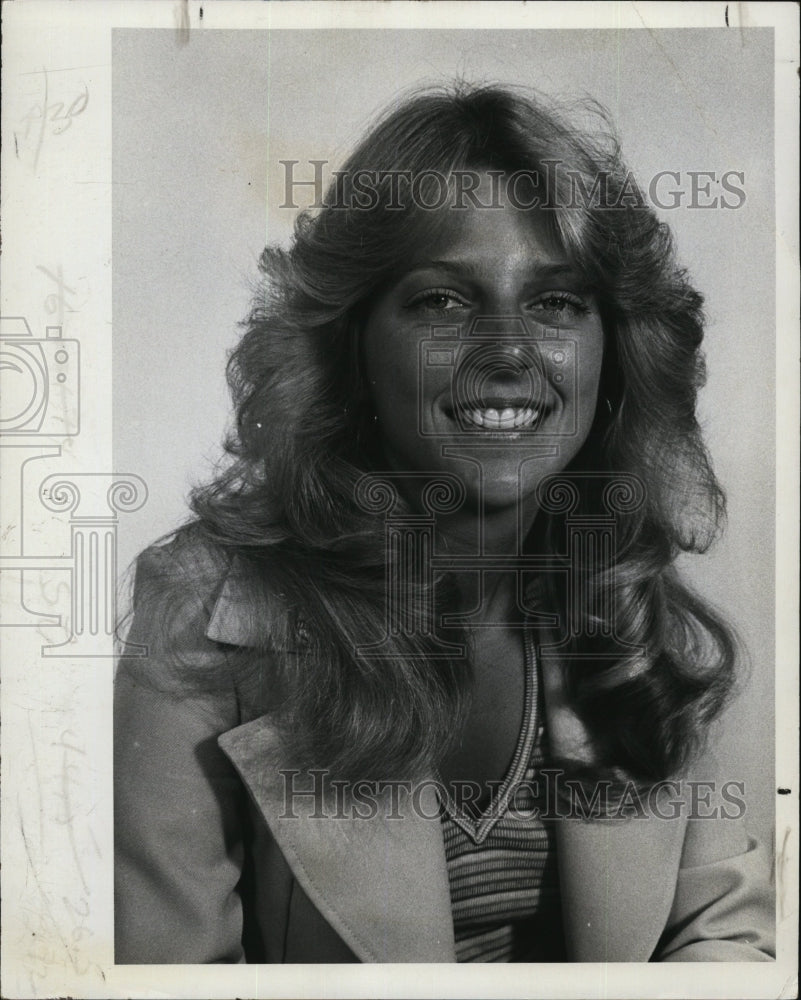 1977 Press Photo Laurie Tremor,first OAT contest entrant - Historic Images