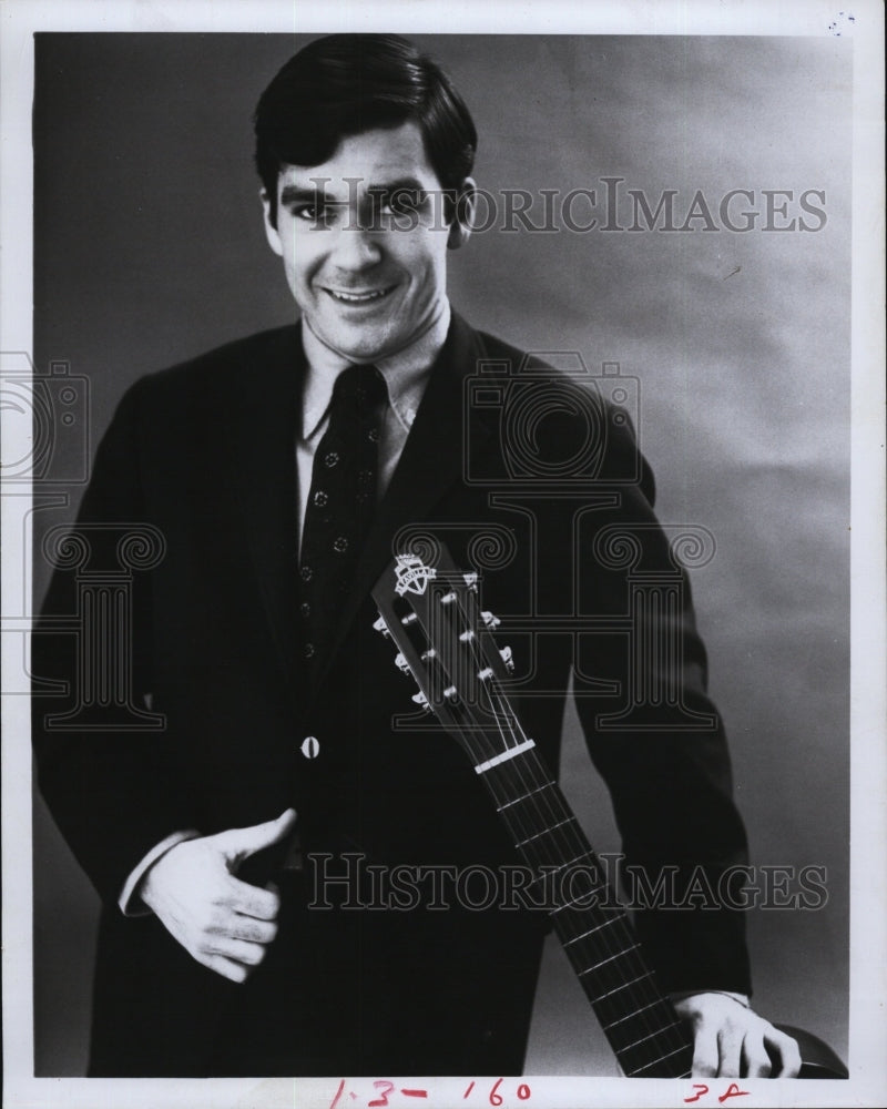 1958 Press Photo Garry Hearne Musician - Historic Images