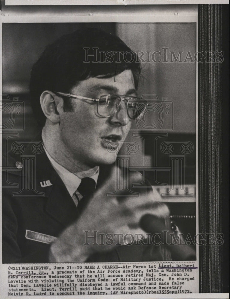 1972 Press Photo Air Force 1st Lieut Delbert Terrill Accuses General - RSM05535 - Historic Images