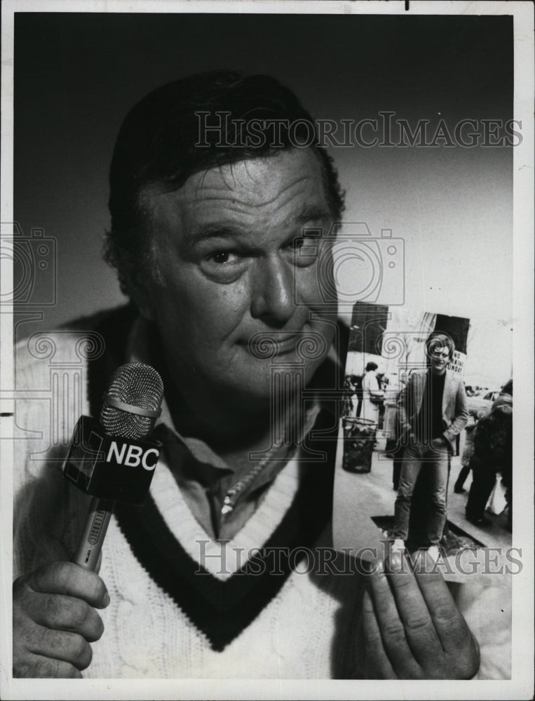 1983 Press Photo NBC Announcer Bill Wendell - RSM05703 - Historic Images