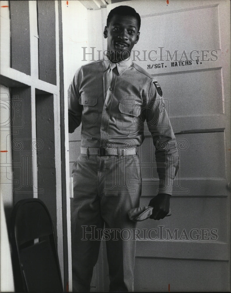 1983 Press Photo Robert Townshend actor - RSM05763 - Historic Images