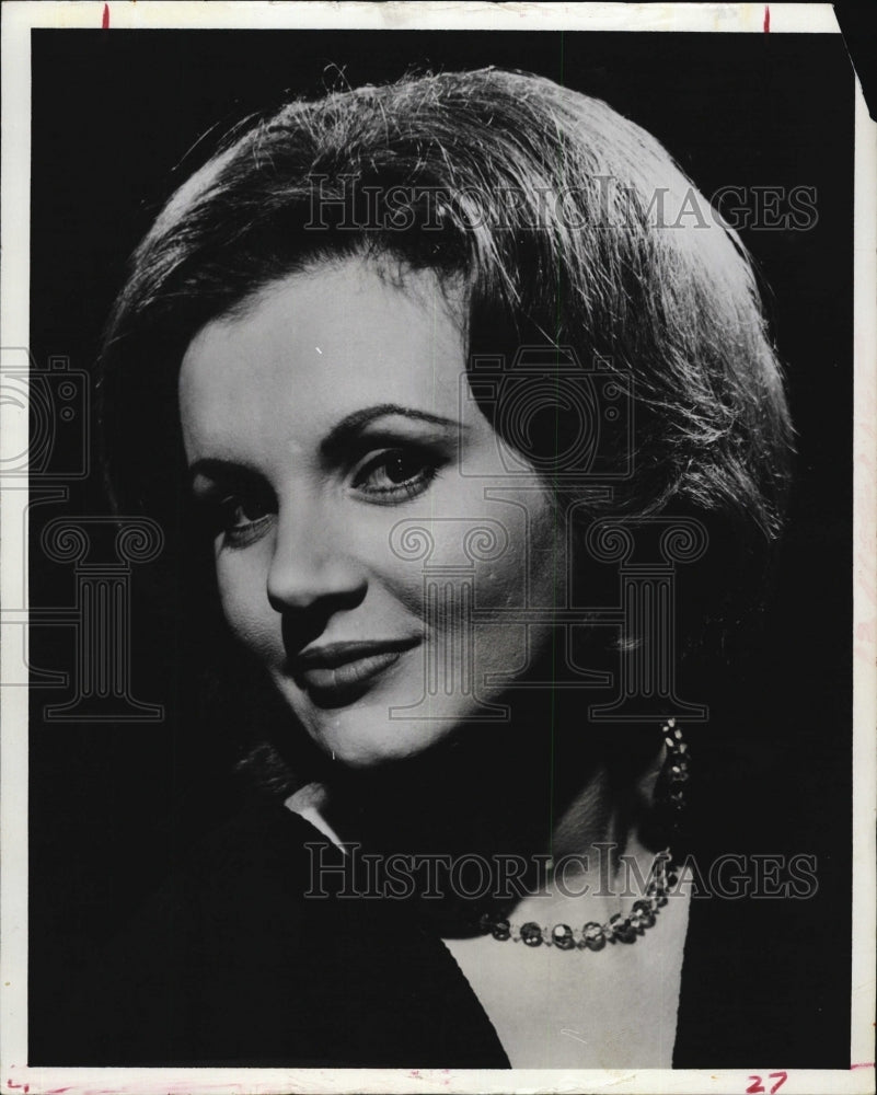 1971 Press Photo Soprano Doris Bernstein Trager - RSM05787 - Historic Images