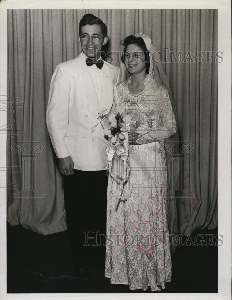 Press Photo Wedding Portrait - RSM06115 - Historic Images