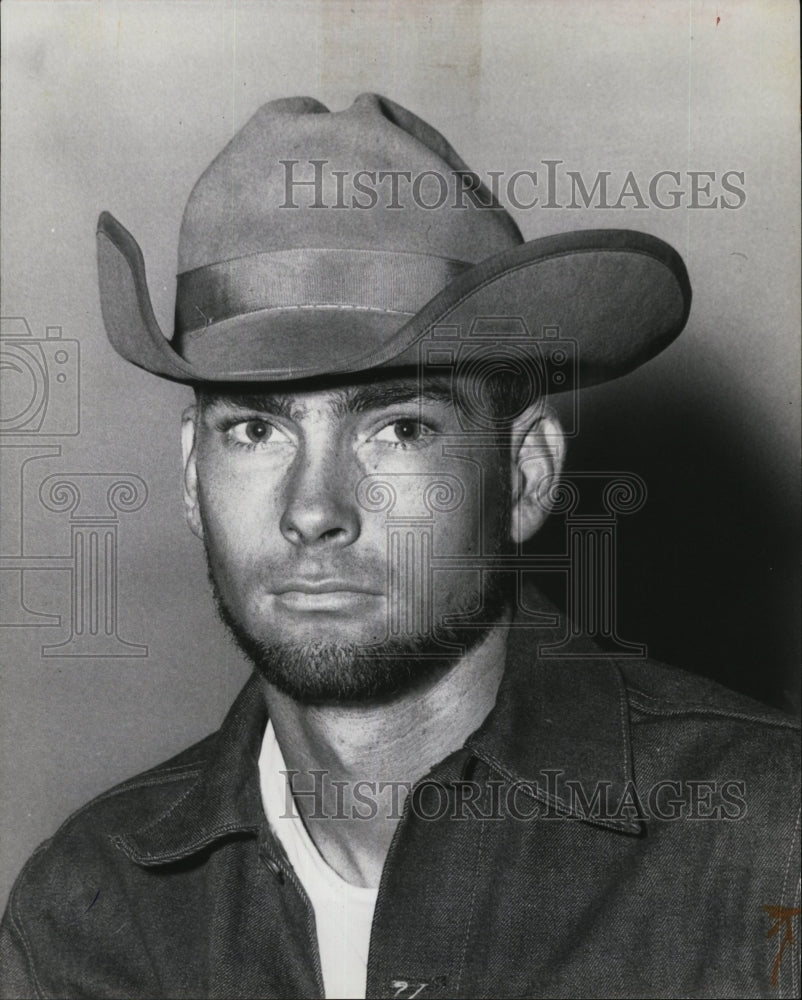 1967 Press Photo Terry Welles Member Of Bunker Lansing Rodeo Gang - RSM06463 - Historic Images