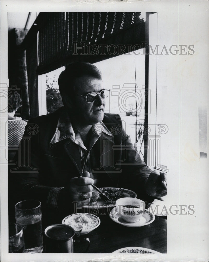 1975 Press Photo Gil Thivener, Police Chief St. Petersburg - Historic Images