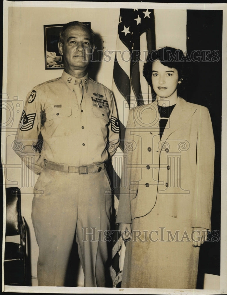 1949 Press Photo Master Sgt. Maxwell Weinstein Marcia WEinstein - RSM06947 - Historic Images