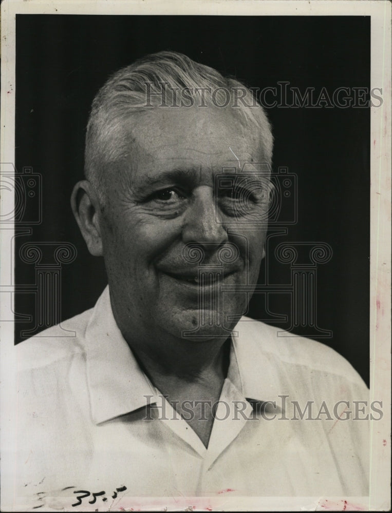 1963 Press Photo Dr. Leroy Weil - RSM06959 - Historic Images