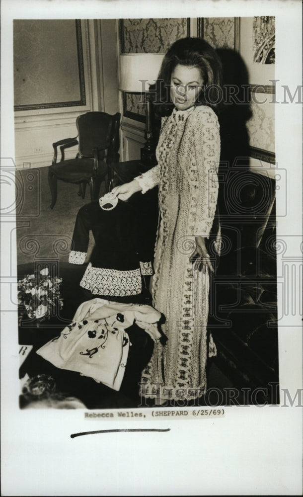 1969 Press Photo Rebecca Welles Women&#39;s Fashion Designer Los Angeles - RSM06973 - Historic Images