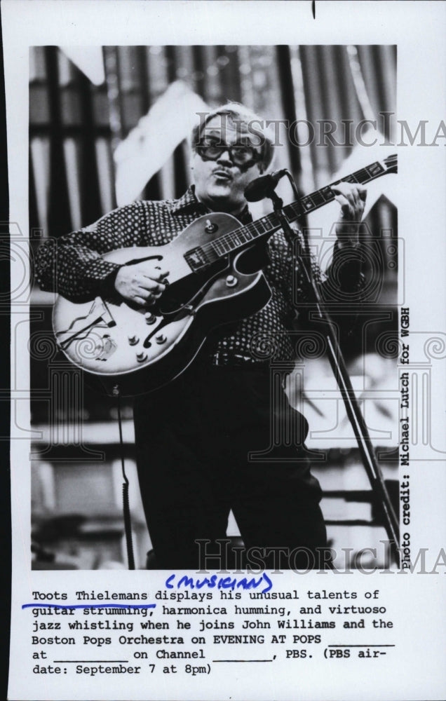 1980 Press Photo Musician, Toots Thielmans with the Boston Pops Orchestra - Historic Images