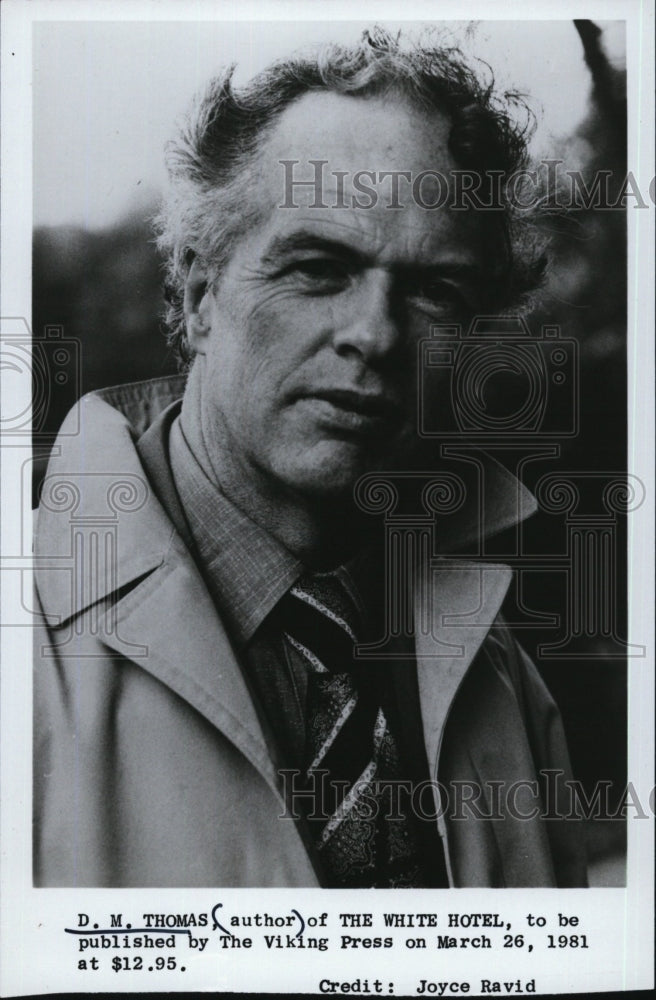 1984 Press Photo DM Thomas author of &quot;The White Hotel&quot; by Viking - RSM07035 - Historic Images