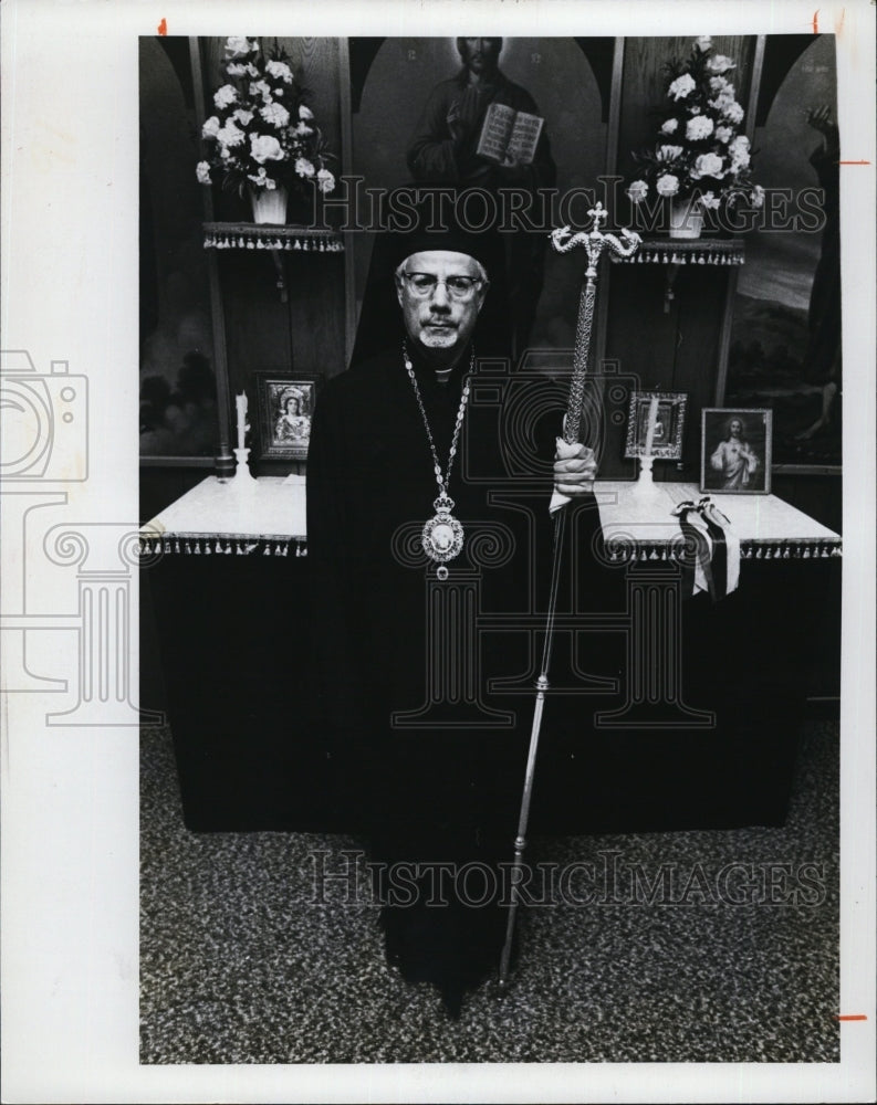 1975 Press Photo Rev. Bishop of Ancona Theodosios - RSM07131 - Historic Images