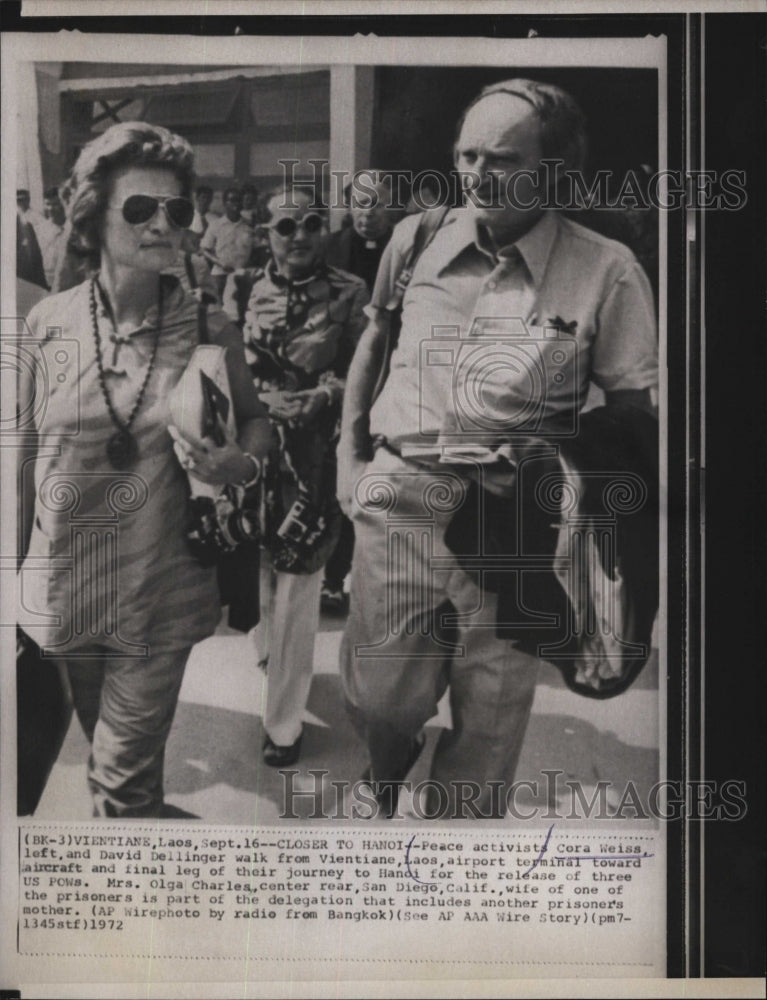 1972 Press Photo Peace activists Cra Weiss &amp; David Dellinger in Laos - RSM07387 - Historic Images