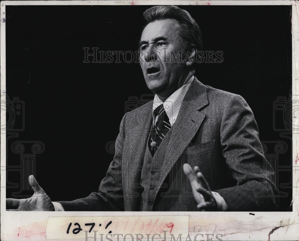 1980 Press Photo Evangelist Oral Roberts giving a sermon - RSM07403 - Historic Images