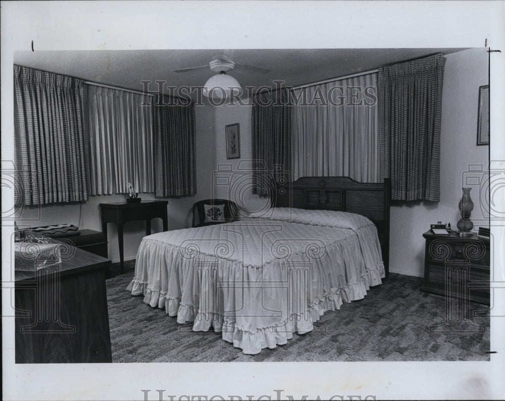 1981 Press Photo Master bedroom in the Jakub home in Florida - Historic Images