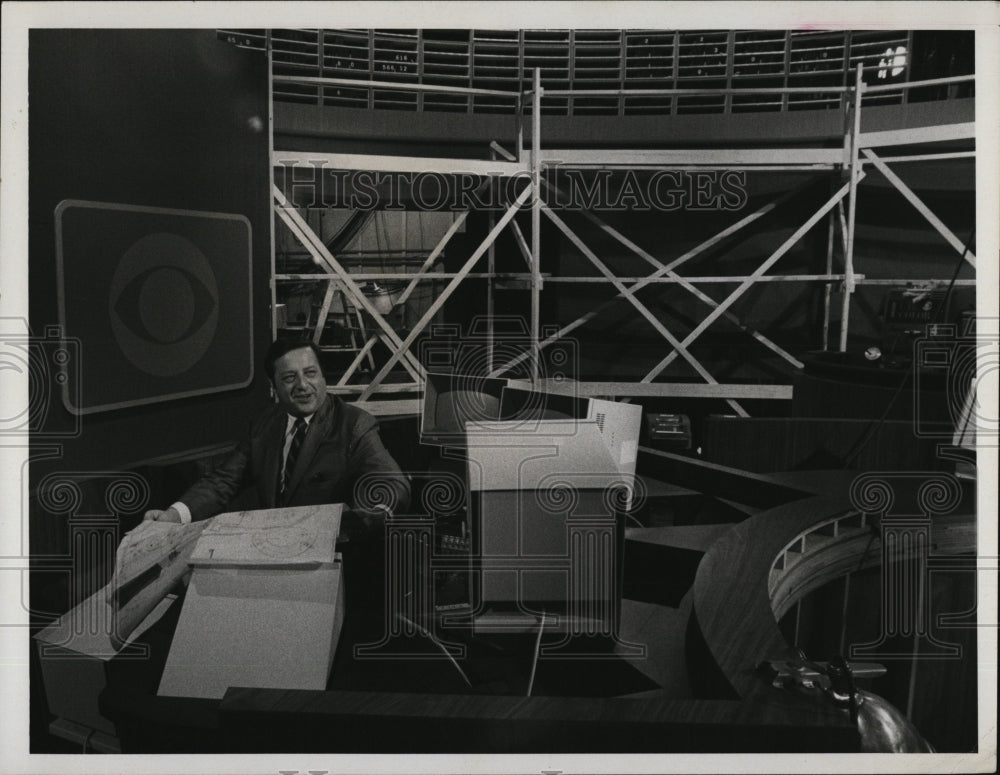 1970 Press Photo Robert Chandler Hosts &quot;Election Night &#39;76&quot; - RSM07963 - Historic Images