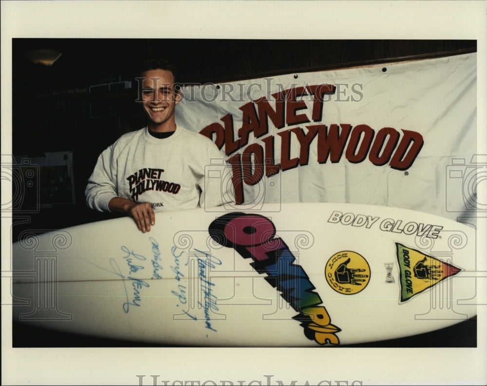 1991 Planet Hollywood with Actor Luke Perry.-Historic Images