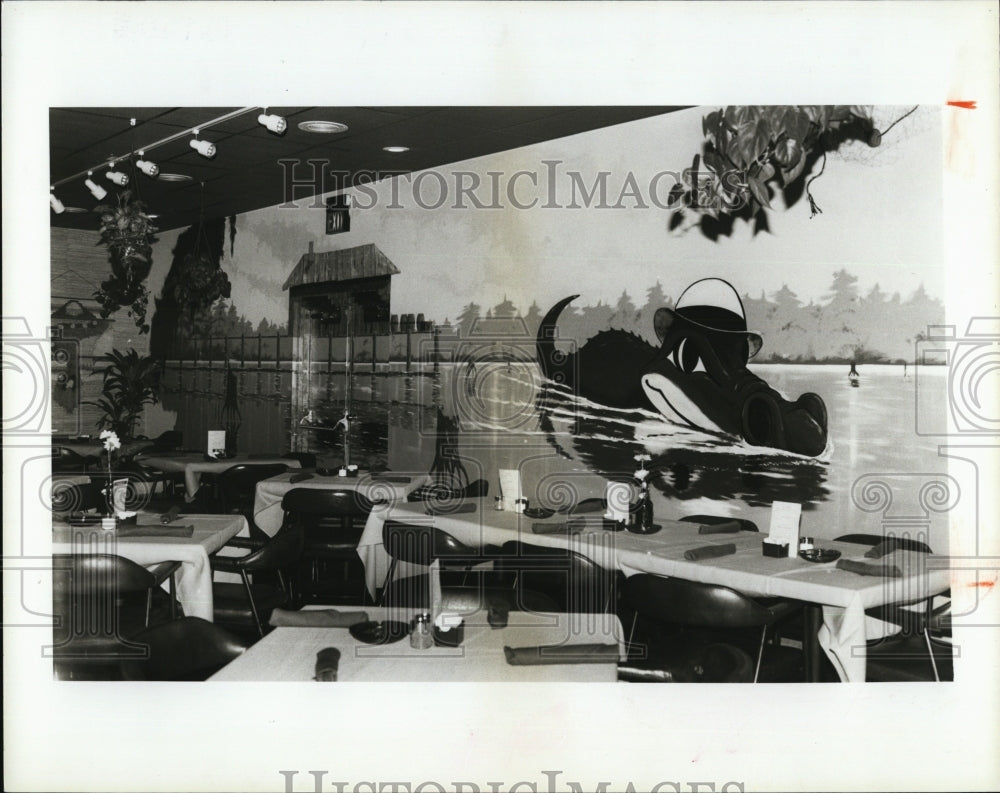 1994 Swampwater Als restaurant in St Petersburg 